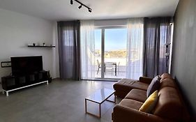 Qawra Penthouse 4Person Ac+Wifi
